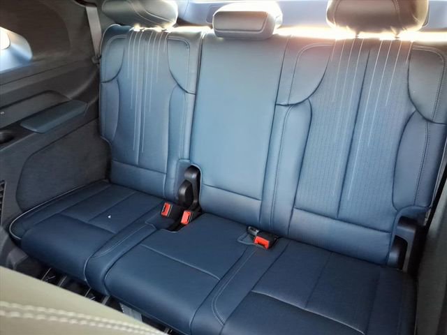 New 2026 Cadillac Escalade IQ Luxury 2 image 19