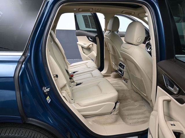 Certified 2019 Audi Q7 3.0T Prestige w/ Prestige Package AWD/4WD image 35