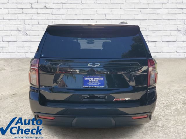 Used 2023 Chevrolet Suburban RST w/ Luxury Package RWD image 3