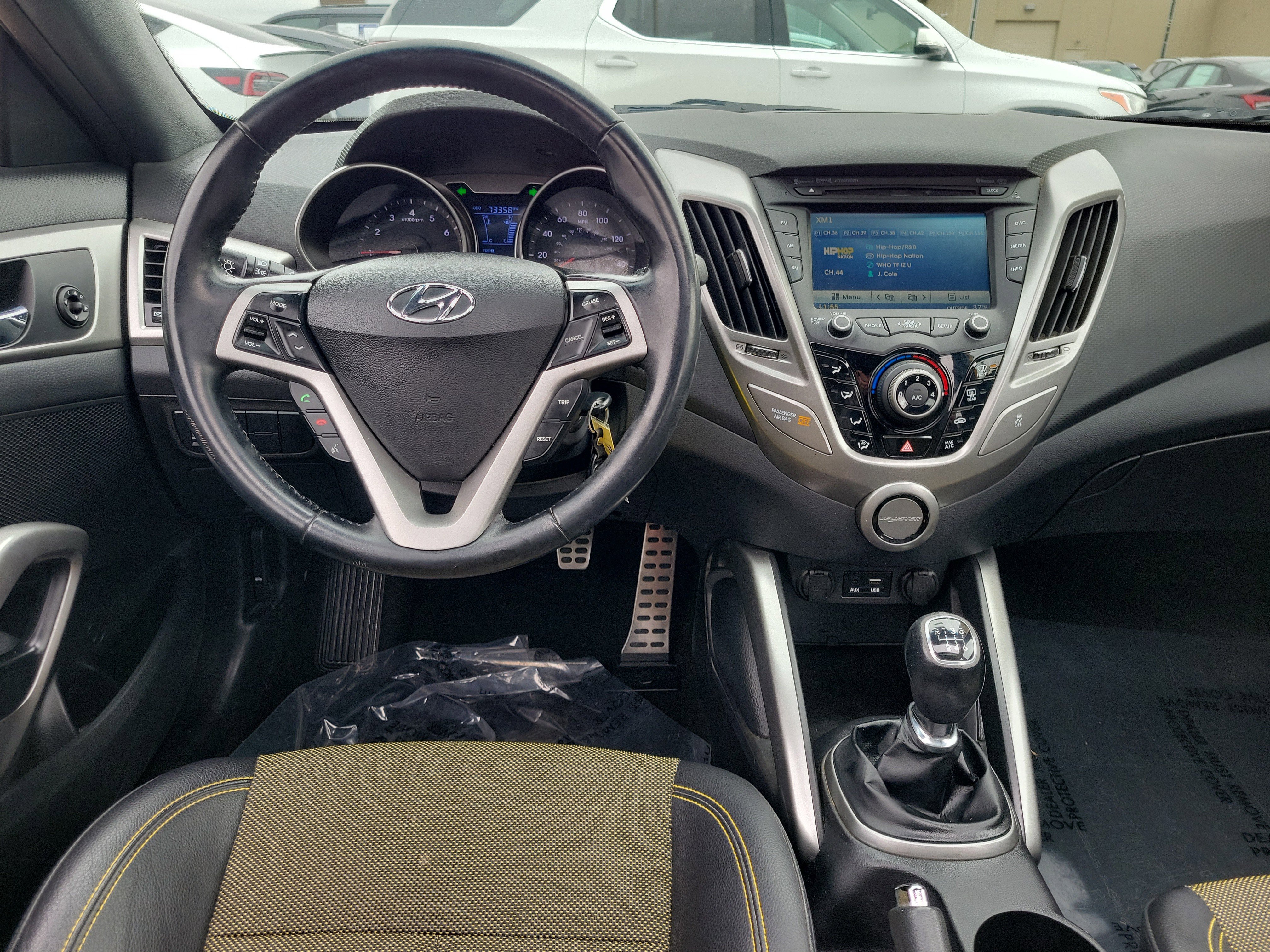 Used 2016 Hyundai Veloster w/ Option Group 02 image 10