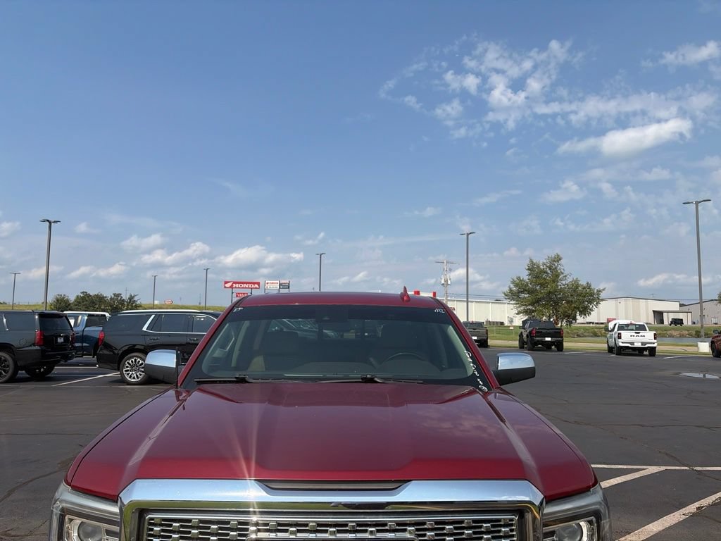 Used 2018 GMC Sierra 1500 Denali w/ Denali Ultimate Package AWD/4WD image 4