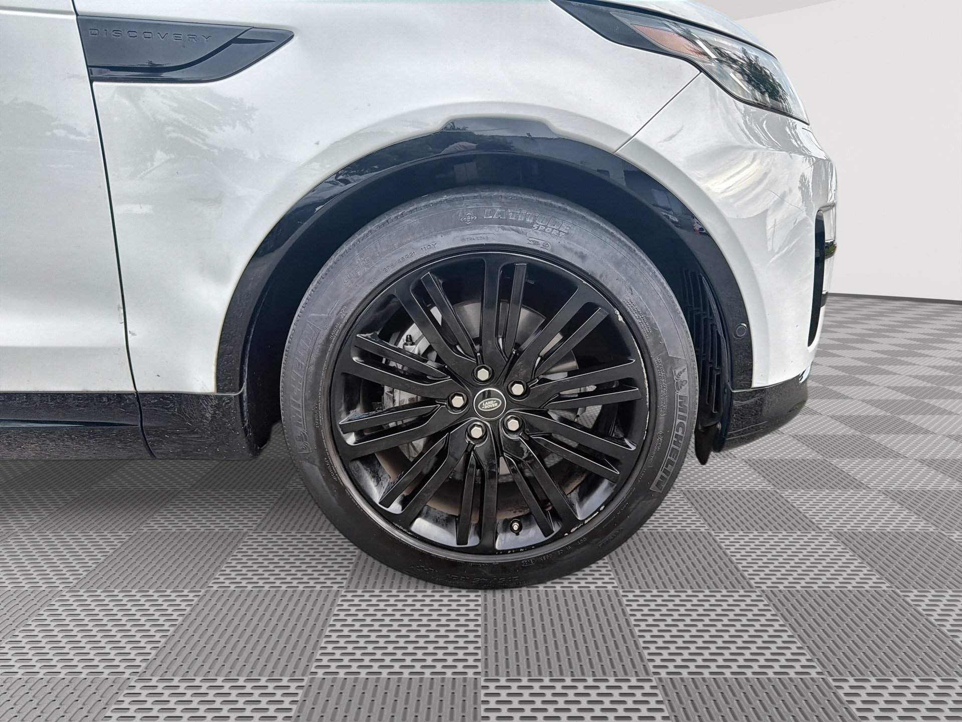 Used 2019 Land Rover Discovery HSE Luxury AWD/4WD image 28