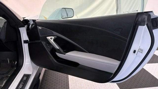 Used 2018 Chevrolet Corvette Grand Sport RWD image 20