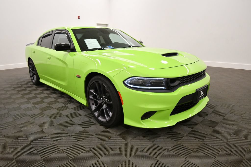 Used 2023 Dodge Charger Scat Pack w/ Technology Group RWD image 10