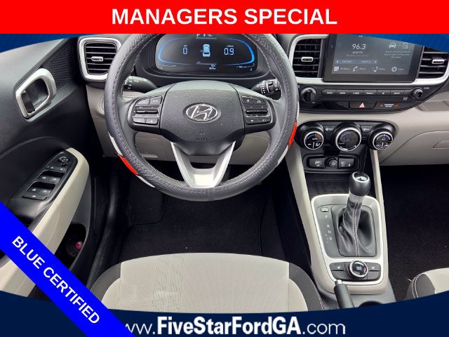 Used 2026 Hyundai Venue SEL FWD image 13