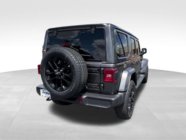 Used 2025 Jeep Wrangler Unlimited Sahara AWD/4WD image 6