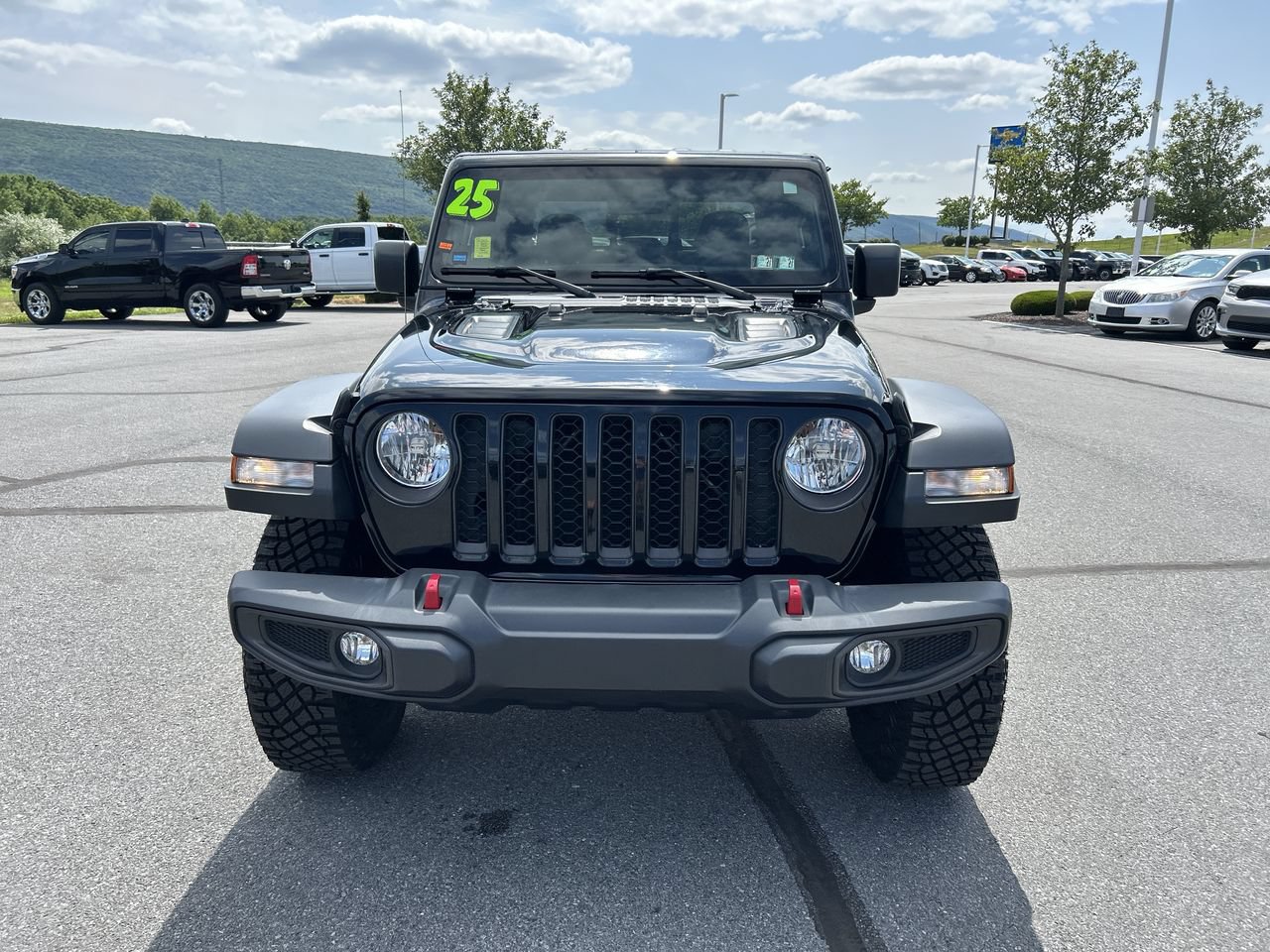 Used 2023 Jeep Gladiator Rubicon AWD/4WD video 2