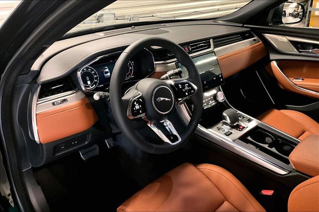 New 2024 Jaguar XF R-Dynamic SE image 7