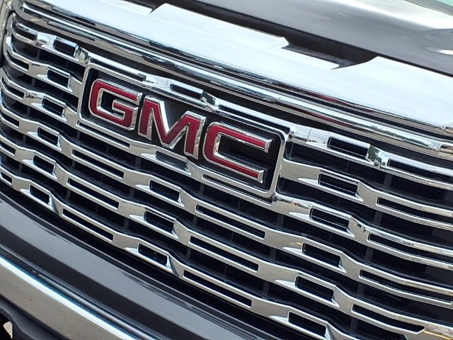 Used 2025 GMC Sierra 1500 SLT AWD/4WD image 33