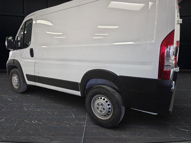New 2026 RAM ProMaster 1500 w/ Premium Convenience Group image 3