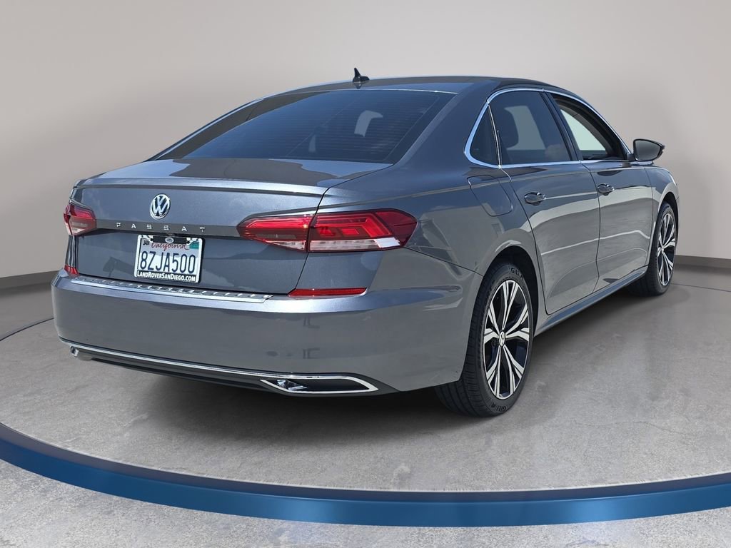 Used 2022 Volkswagen Passat 2.0T SE FWD image 6