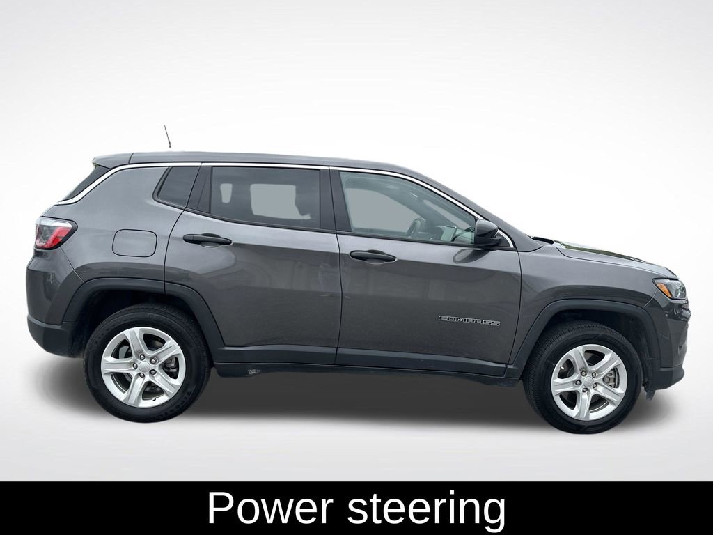 Used 2023 Jeep Compass Sport AWD/4WD image 7