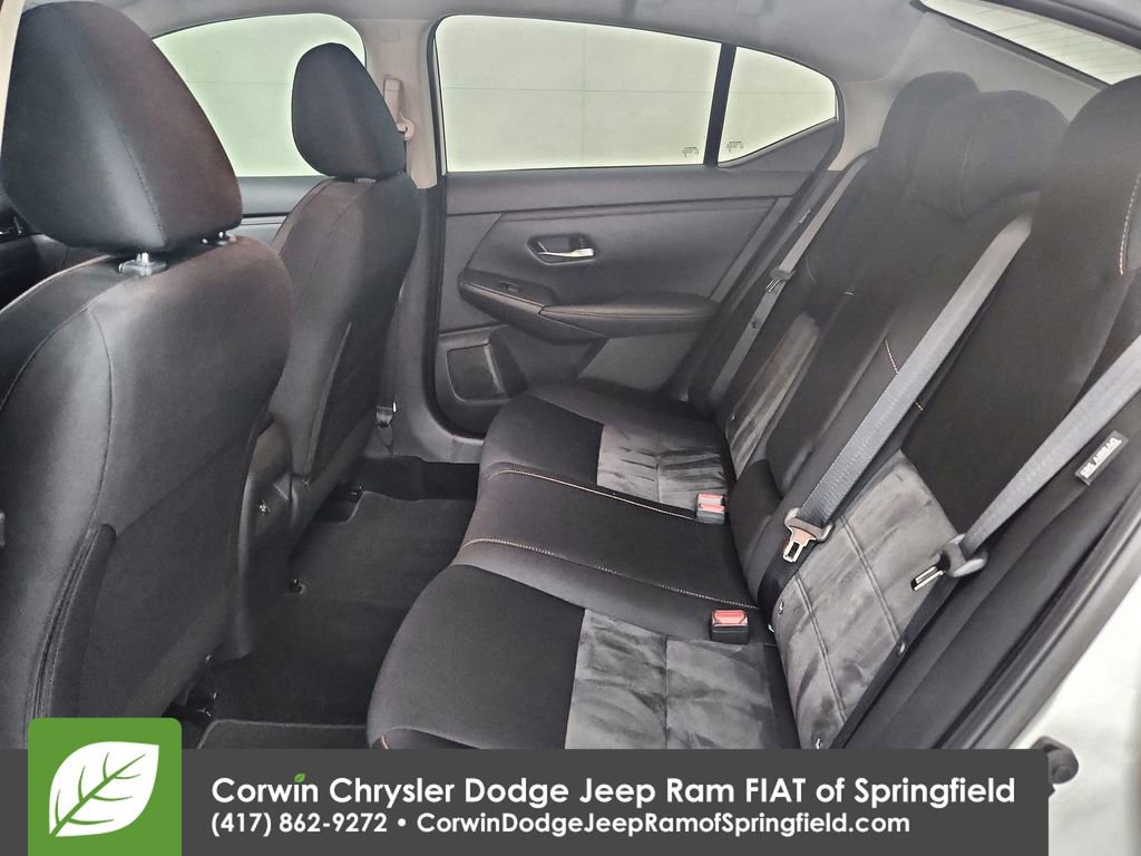 Used 2023 Nissan Sentra SR w/ Electronics Package image 30