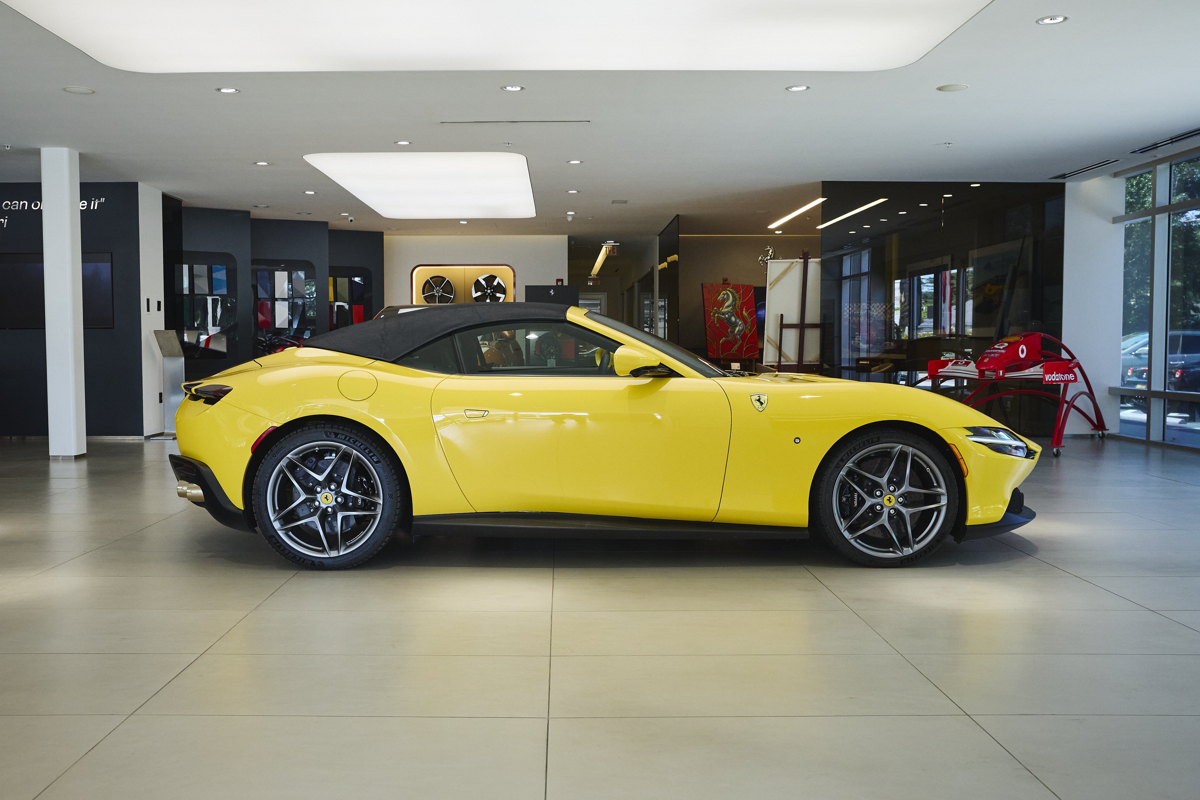 Used 2025 Ferrari Roma Spider RWD image 64