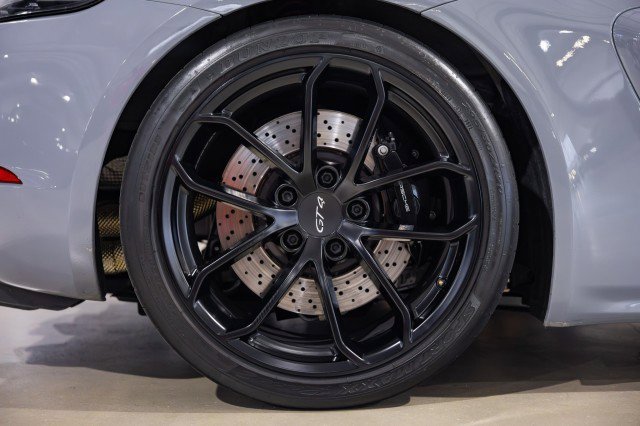 Used 2023 Porsche 718 Cayman GT4 w/ Chrono Package image 32