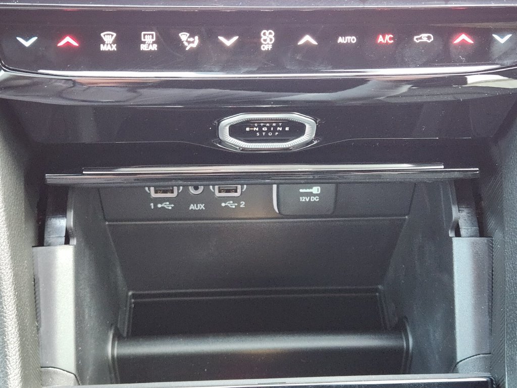 New 2026 Jeep Grand Cherokee L Limited w/ Limited Altitude Package AWD/4WD image 14