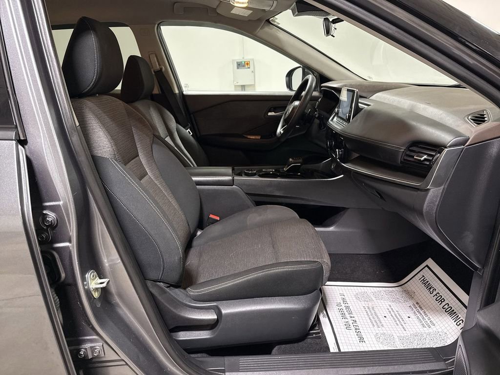 Used 2021 Nissan Rogue SV AWD/4WD image 21