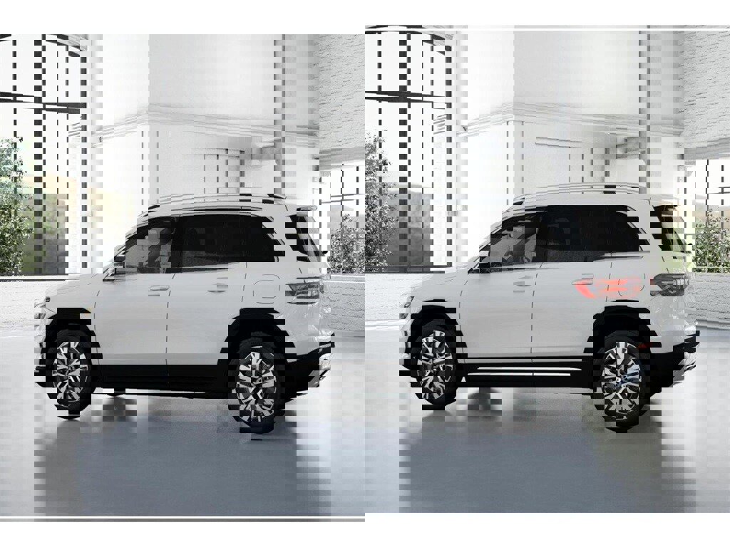 New 2026 Mercedes-Benz GLB 250 4MATIC image 32