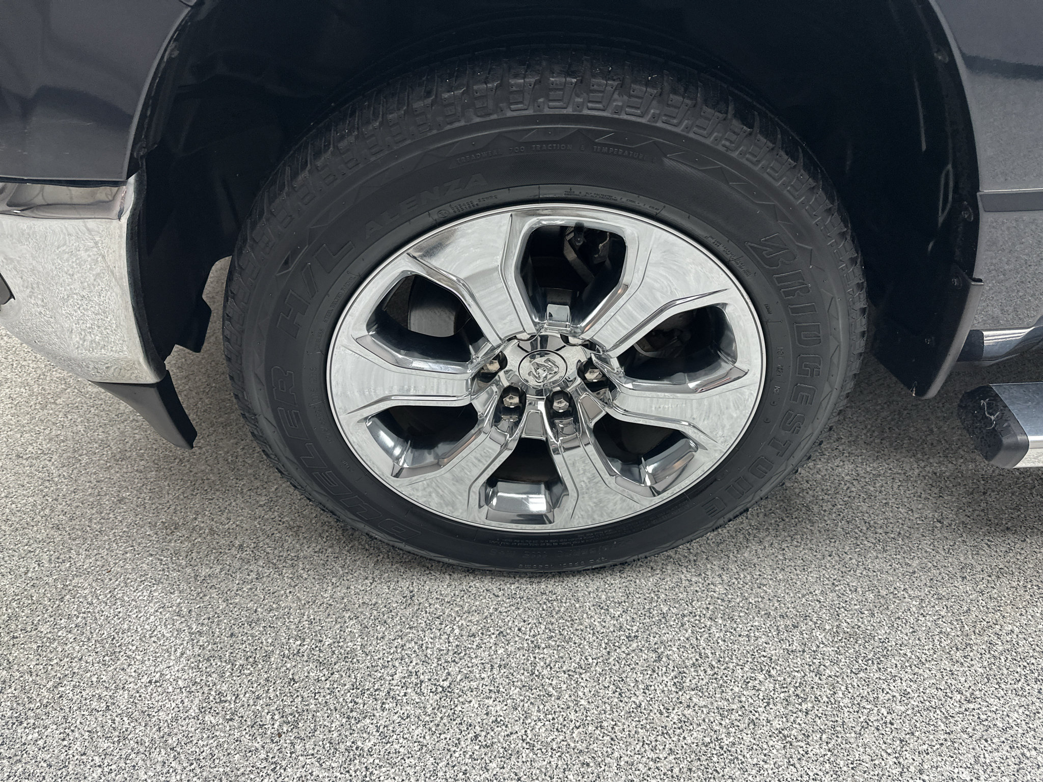 Used 2021 RAM 1500 Big Horn AWD/4WD image 2