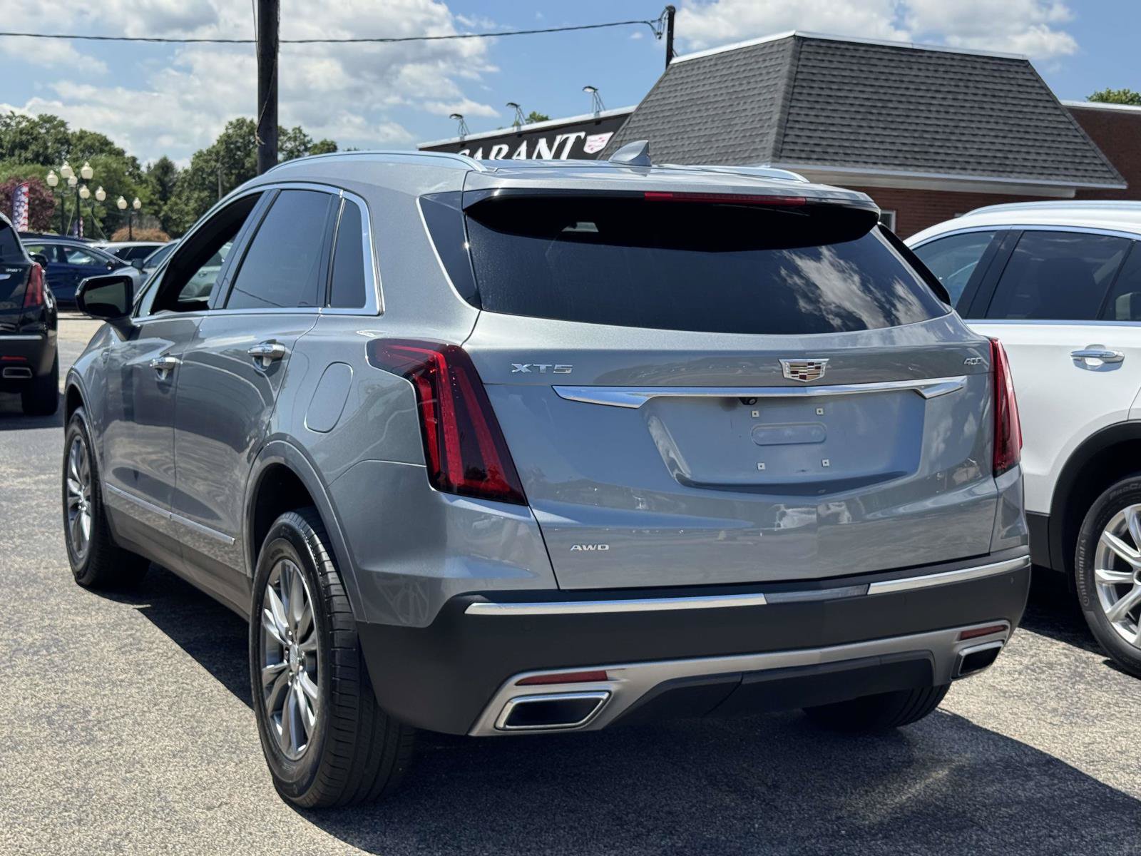 Certified 2023 Cadillac XT5 Premium Luxury AWD/4WD image 8