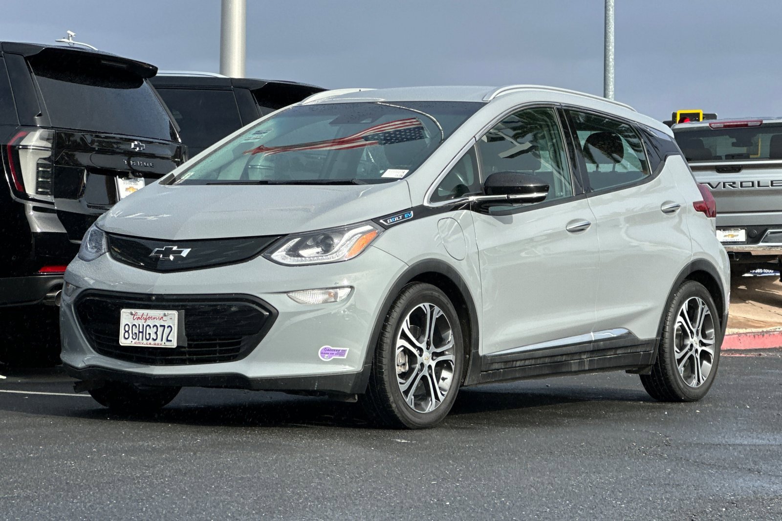 Used 2019 Chevrolet Bolt Premier w/ Infotainment Package image 9