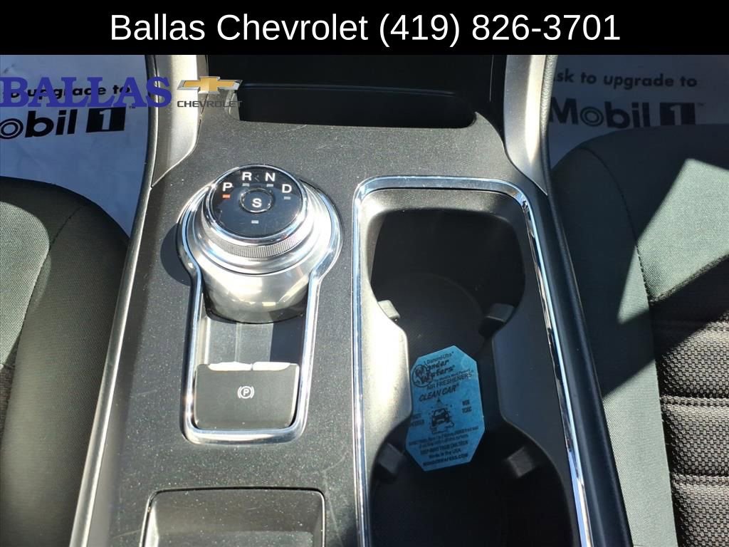 Used 2018 Ford Fusion SE w/ Fusion SE Technology Package image 12