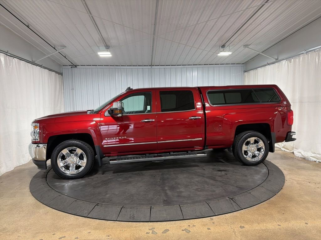 Used 2018 Chevrolet Silverado 1500 LTZ w/ LTZ Plus Package image 2