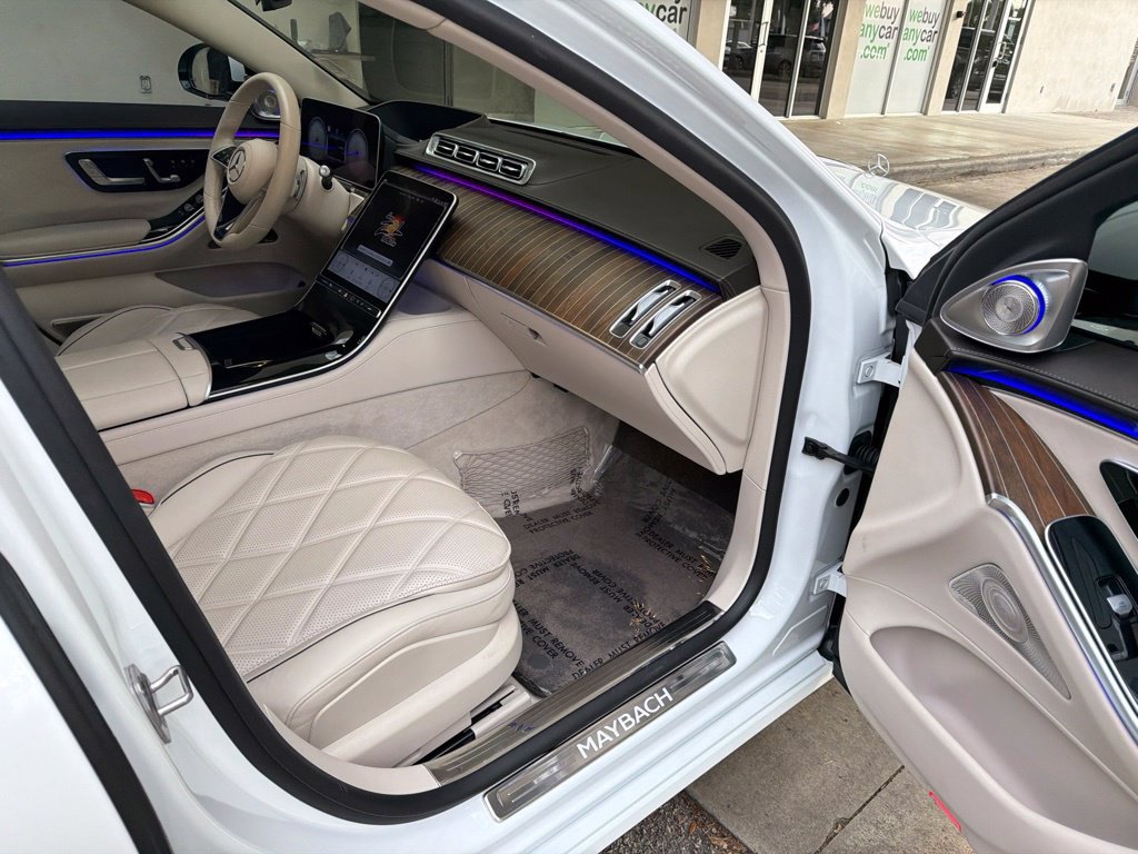 Used 2024 Mercedes-Benz Maybach S 580 4MATIC image 33