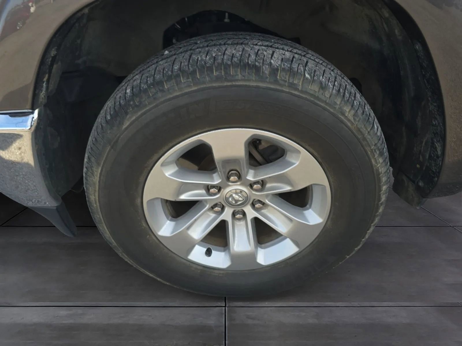 Used 2020 RAM 1500 Laramie image 33