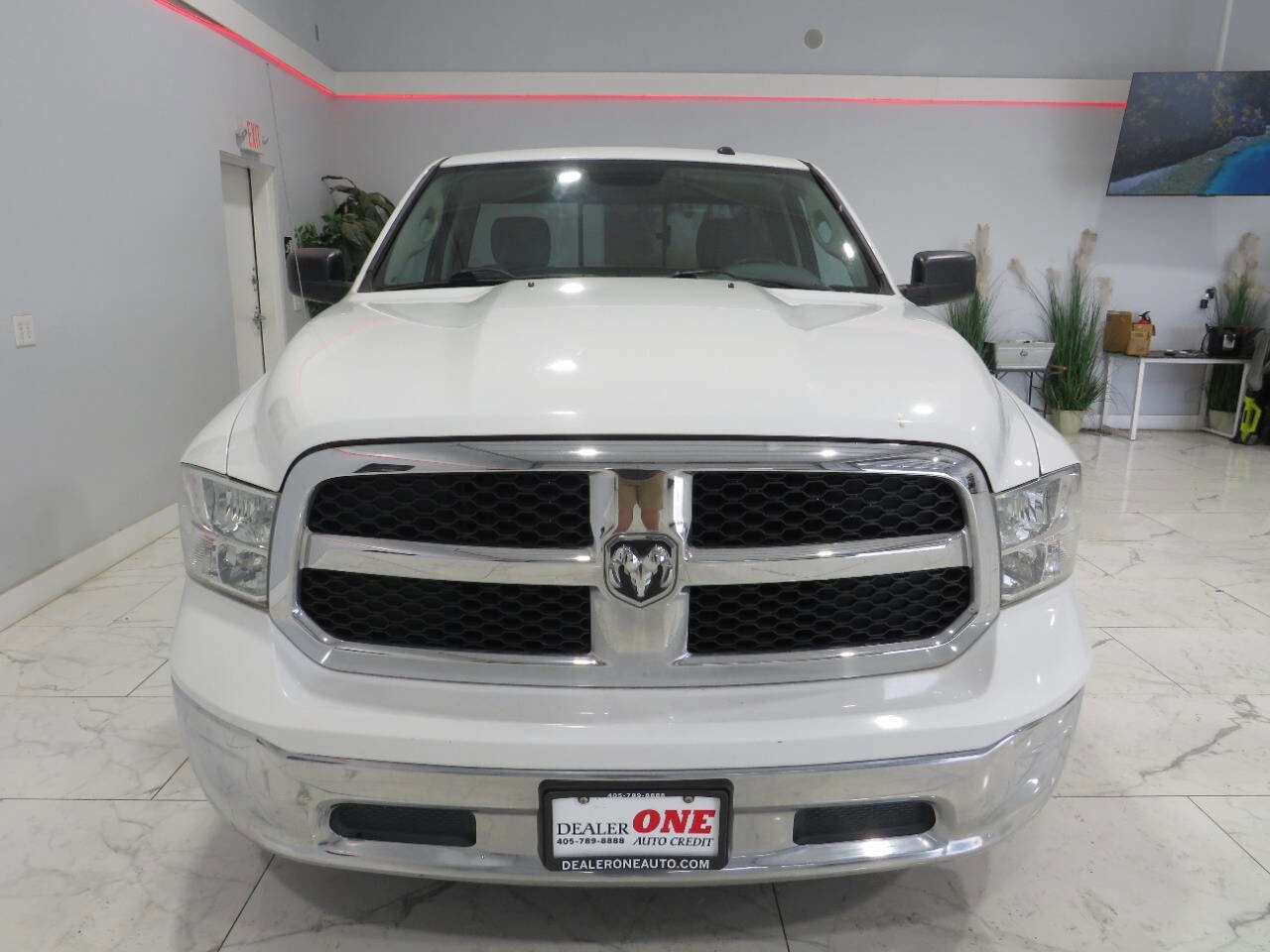 Used 2013 RAM 1500 Classic SLT RWD image 9