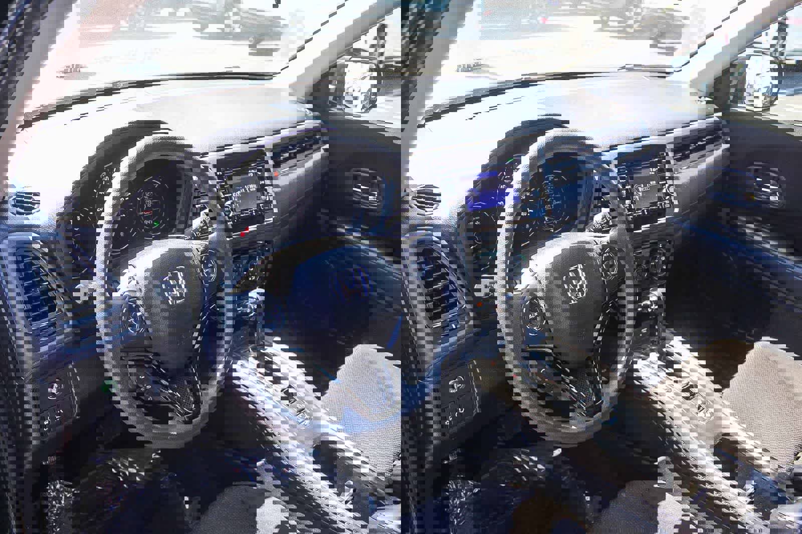 Used 2016 Honda HR-V LX image 23