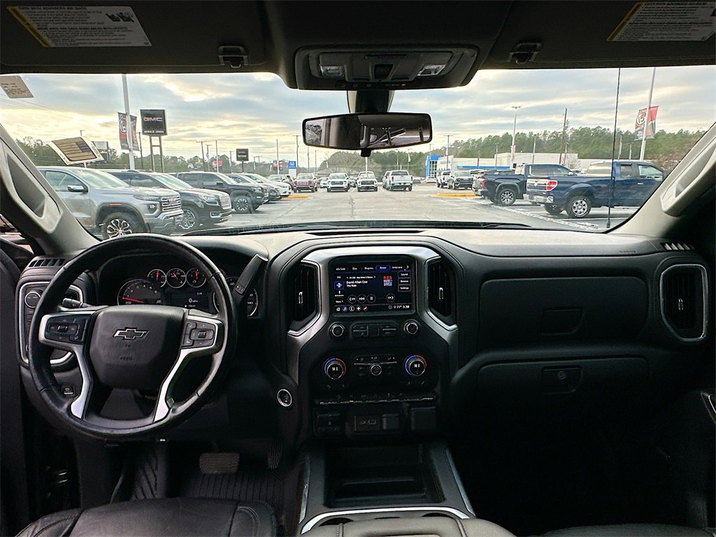 Used 2020 Chevrolet Silverado 1500 RST image 3