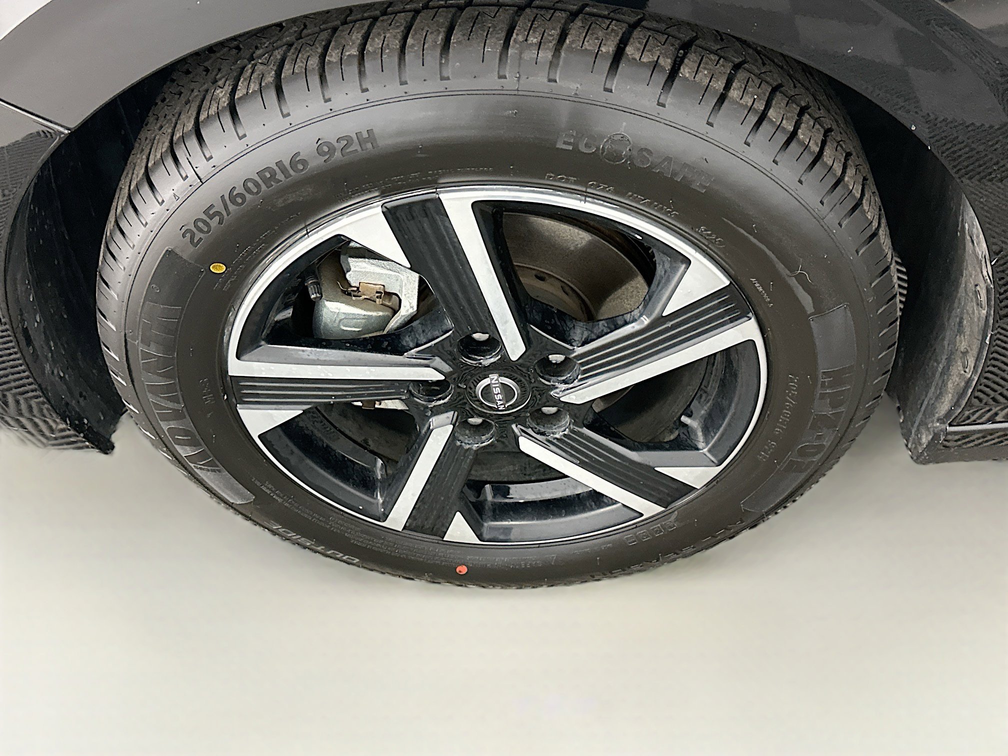 Used 2024 Nissan Sentra SV image 11