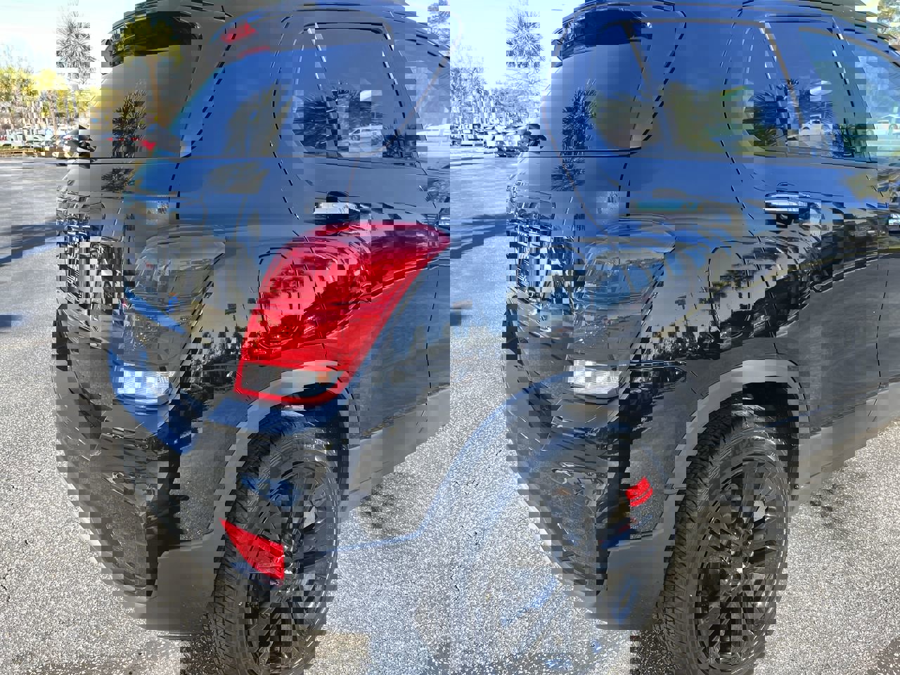 Used 2018 Chevrolet Trax LT w/ Redline Edition image 10