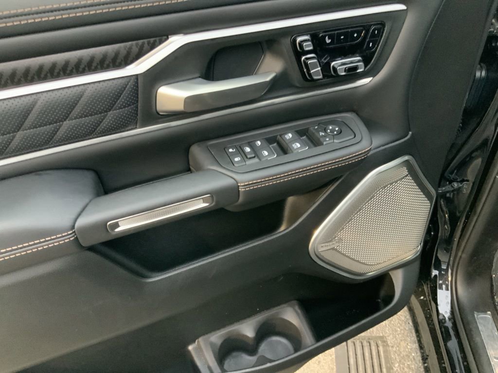 New 2026 RAM 1500 Tungsten w/ Trailer Tow Group image 17