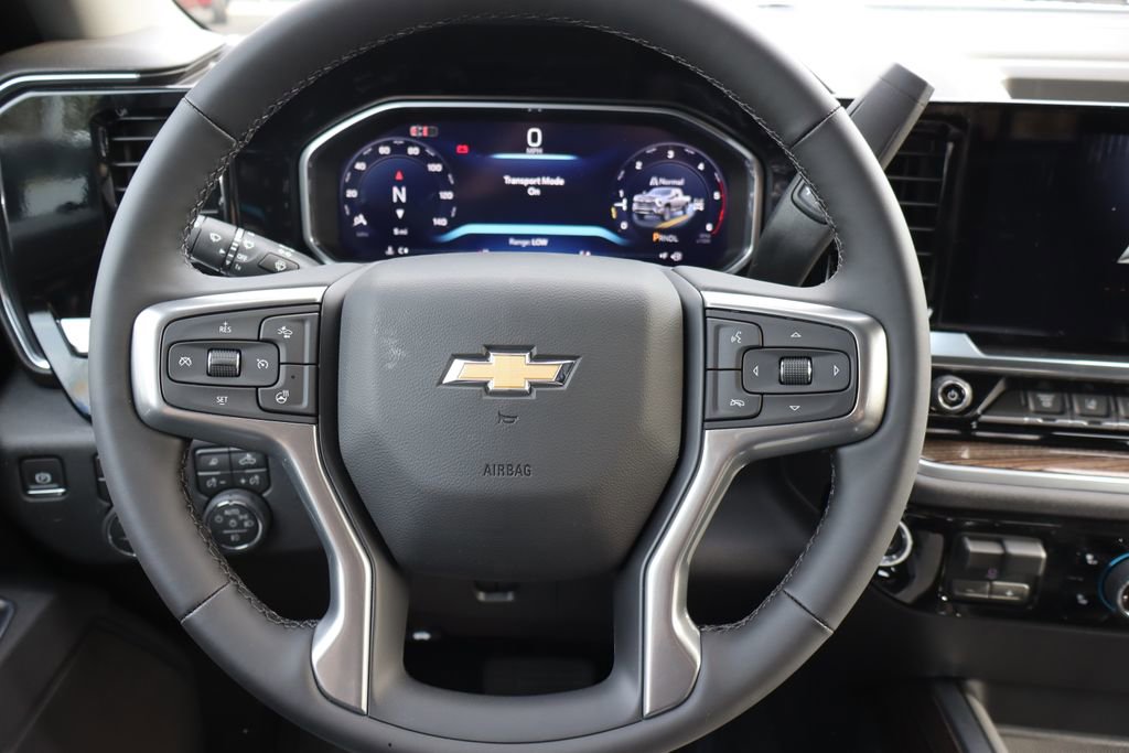 New 2026 Chevrolet Silverado 2500 LT w/ All Star Edition AWD/4WD image 7