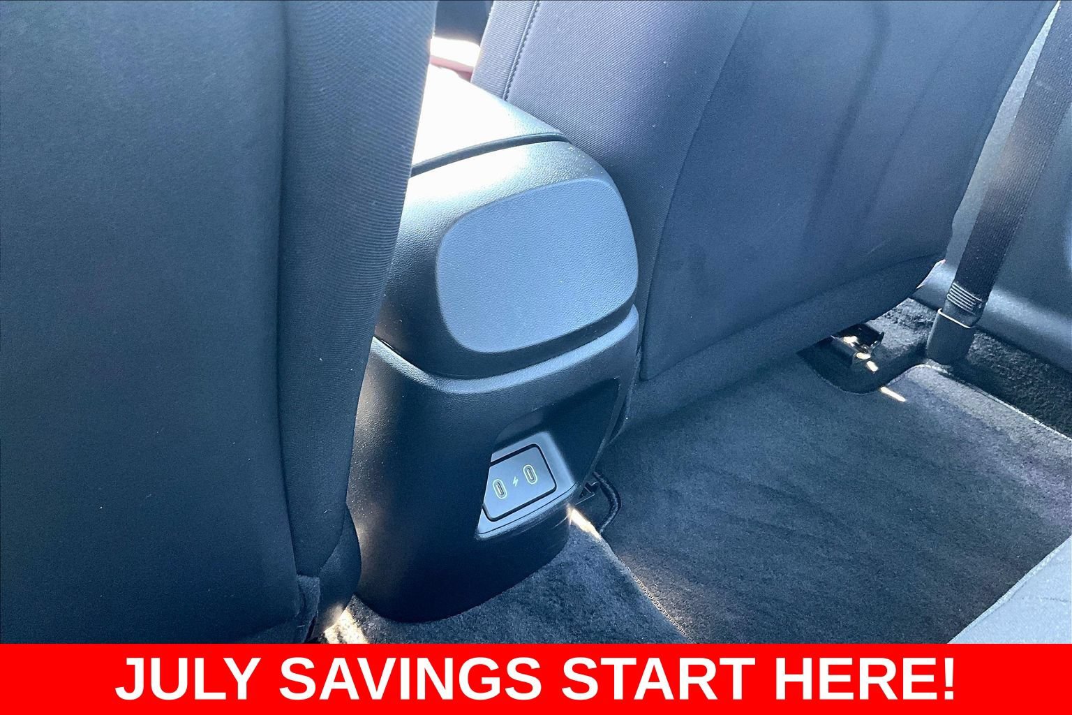 Used 2024 Hyundai Elantra SEL FWD image 11