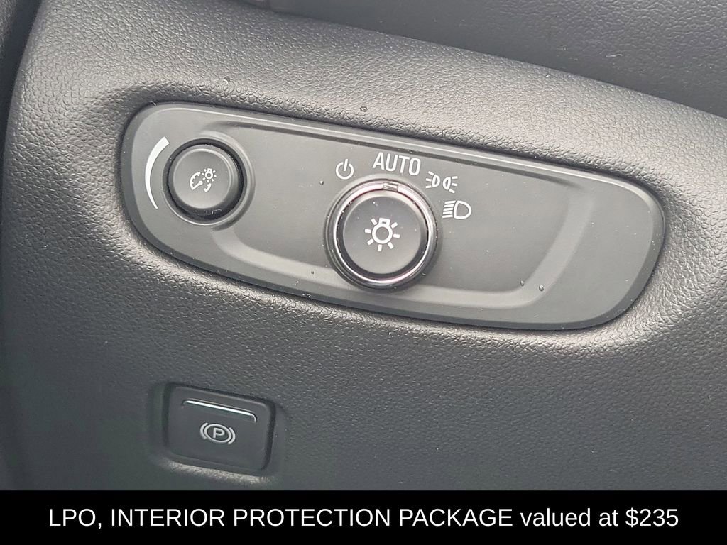 Used 2023 Chevrolet Blazer RS w/ Driver Confidence II Package AWD/4WD image 10