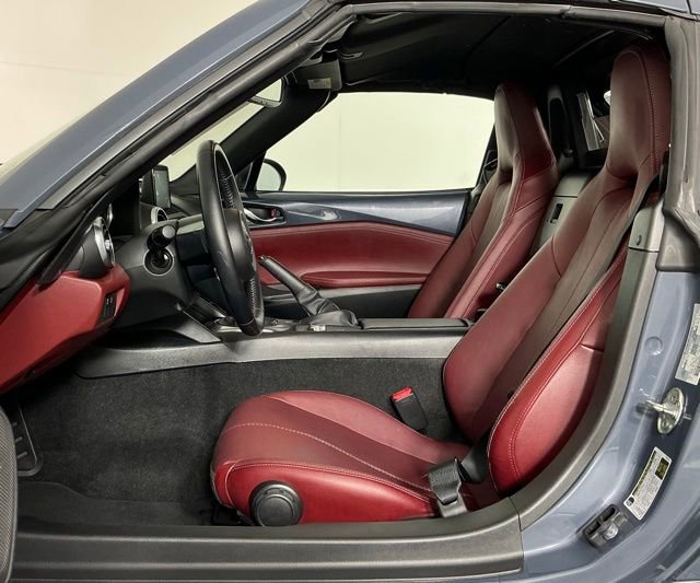 Used 2020 MAZDA MX-5 Miata RF Grand Touring RWD image 16