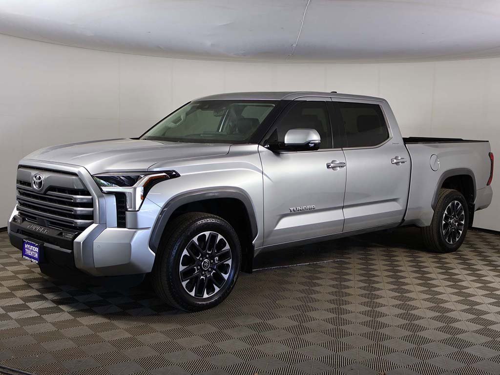 Used 2023 Toyota Tundra Limited image 8