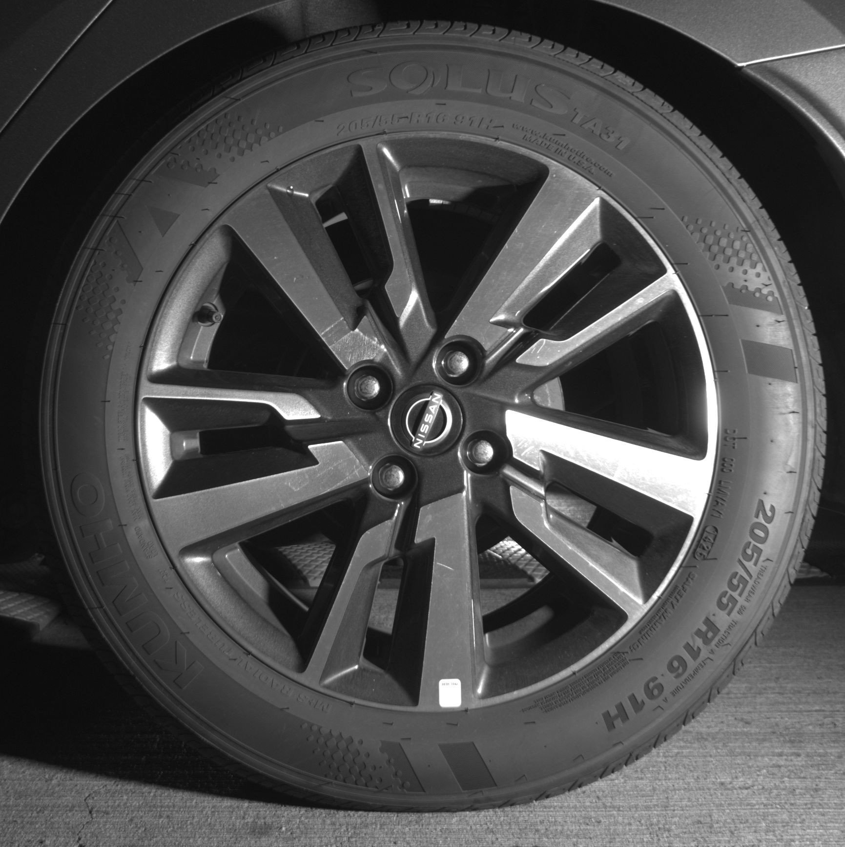 Used 2025 Nissan Versa SV image 14