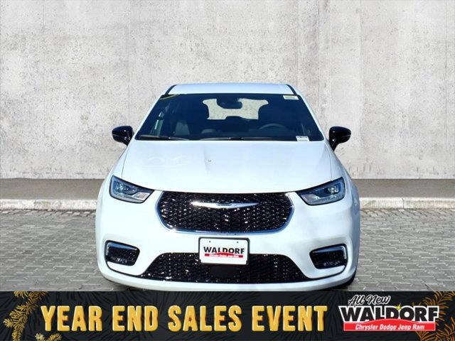New 2026 Chrysler Pacifica Select image 6