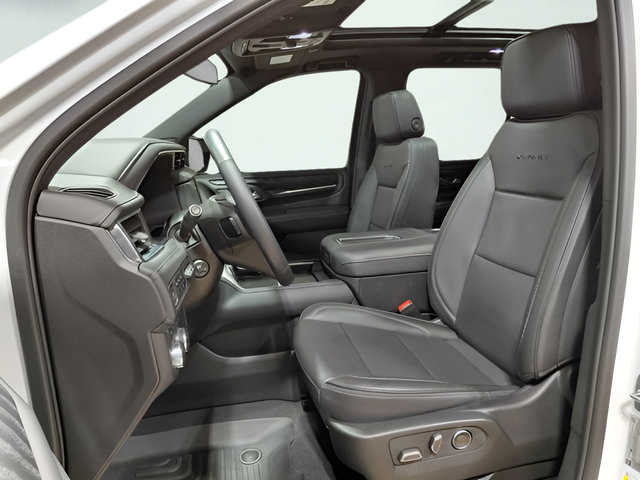 Certified 2023 GMC Yukon Denali AWD/4WD image 3