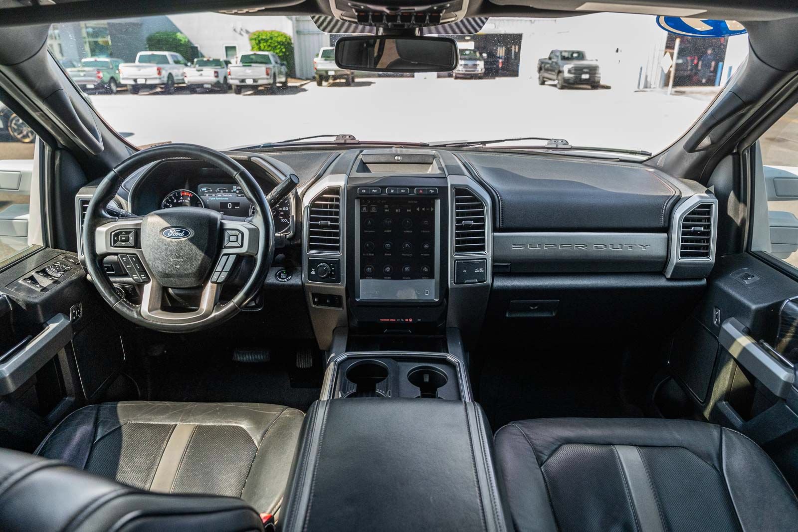 Used 2019 Ford F250 Platinum w/ Platinum Ultimate Package AWD/4WD image 26