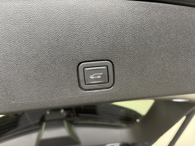 Certified 2024 Cadillac XT6 Sport w/ Technology Package AWD/4WD image 20