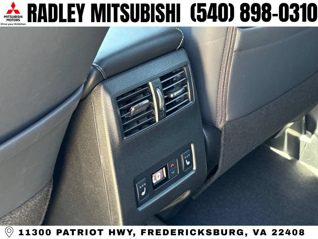 New 2026 Mitsubishi Outlander SEL Black Edition AWD/4WD image 13