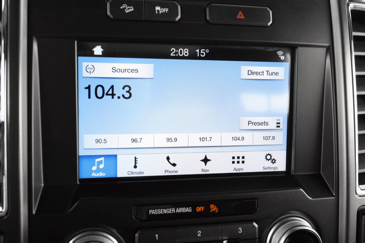 Used 2016 Ford F150 Lariat w/ Equipment Group 502A Luxury image 22