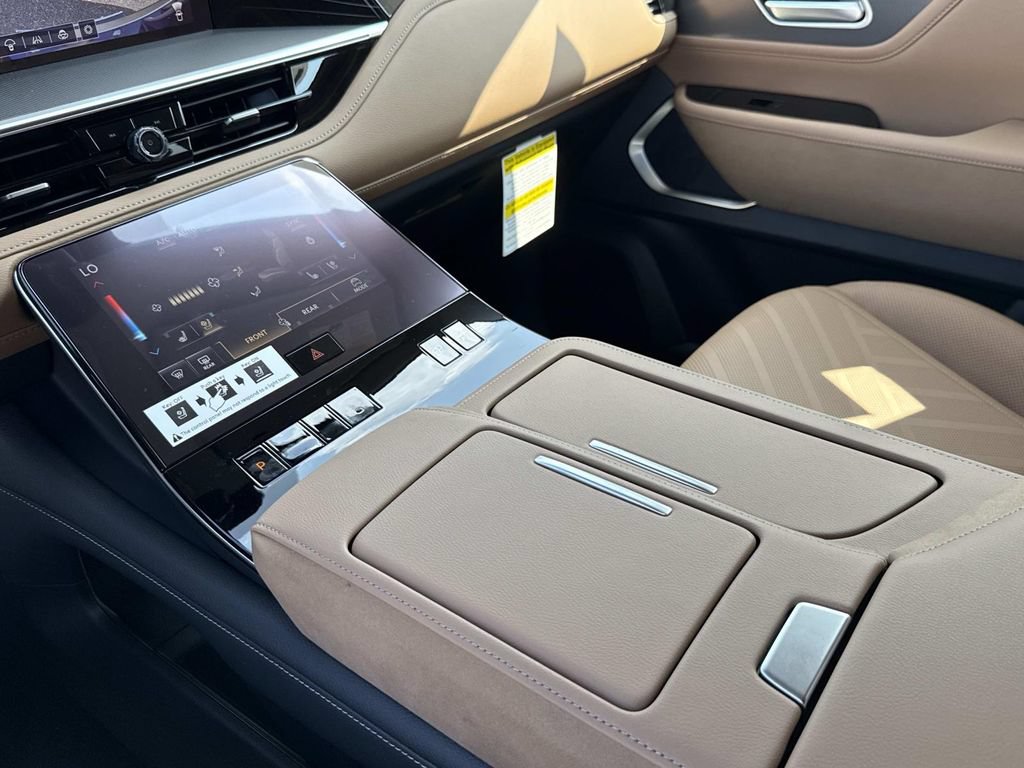 New 2027 INFINITI QX80 Luxe AWD/4WD image 7