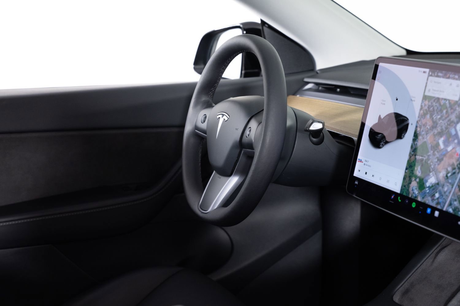 Used 2021 Tesla Model Y Long Range AWD/4WD image 26