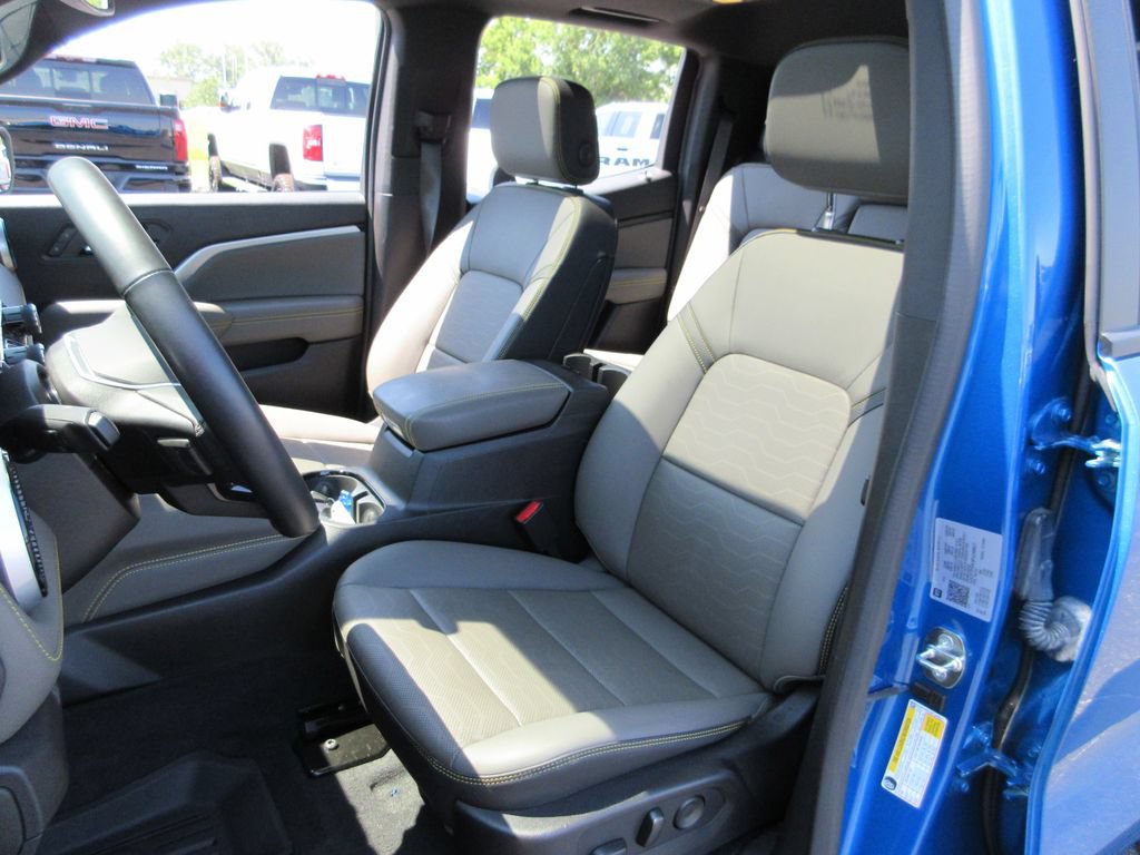 Certified 2023 Chevrolet Colorado ZR2 w/ ZR2 Convenience Package III AWD/4WD image 24